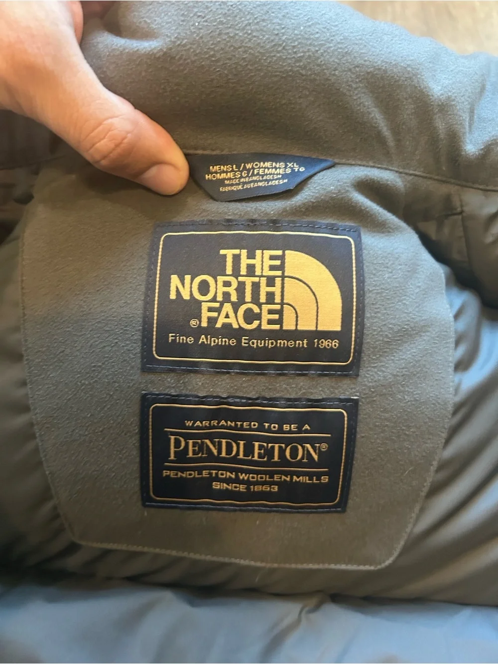 The North Face Vest Mens Large Gray Pendleton Wool Down Puffer 700 Fill